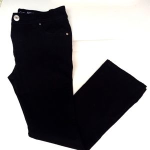 I.N.C. Boot Leg Tummy Control Jeans Women Size 4P, Black